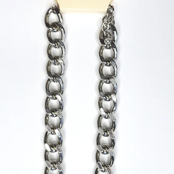 NINE WEST Chain Link Silver Color Necklace Lobster Clasp - Picture 5 of 8